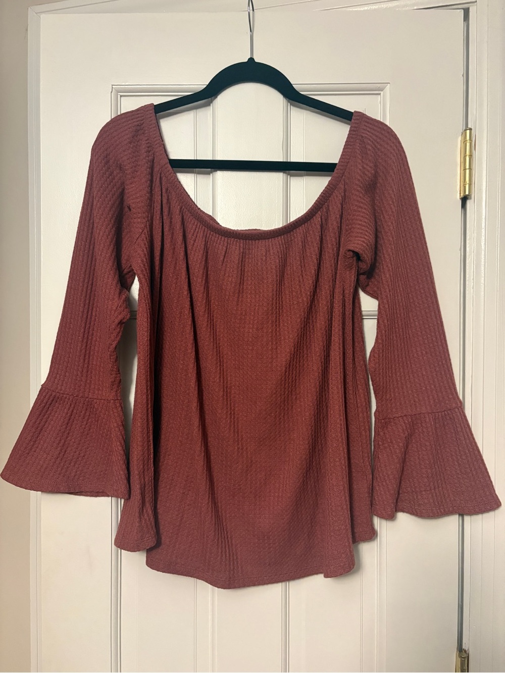 Express Women's Rust Bell-Sleeve Scoop Neck Top